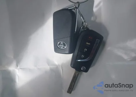 2021 Toyota Corolla Le z USA, uszkodzony, nr VIN JTDEPMAE3MJ131636